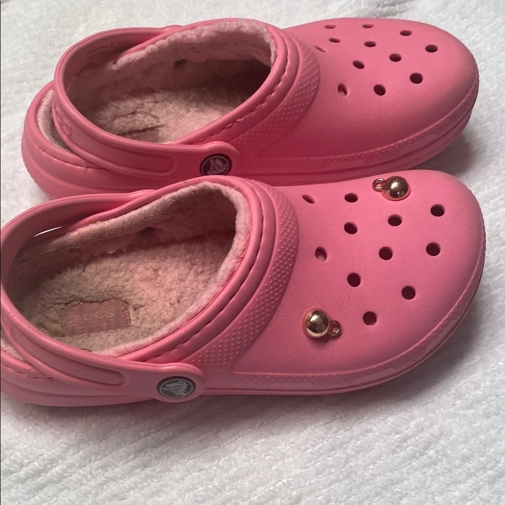 CROCS Pink Fleece-Lined Kids Slippers